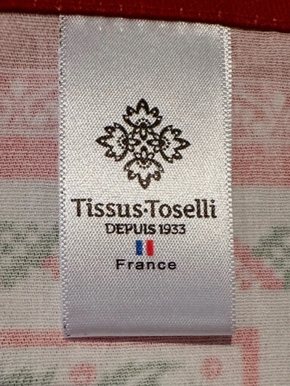 French Cotton Holiday Festive Rectangular Towel/Table Runner,Red, Green, Gold